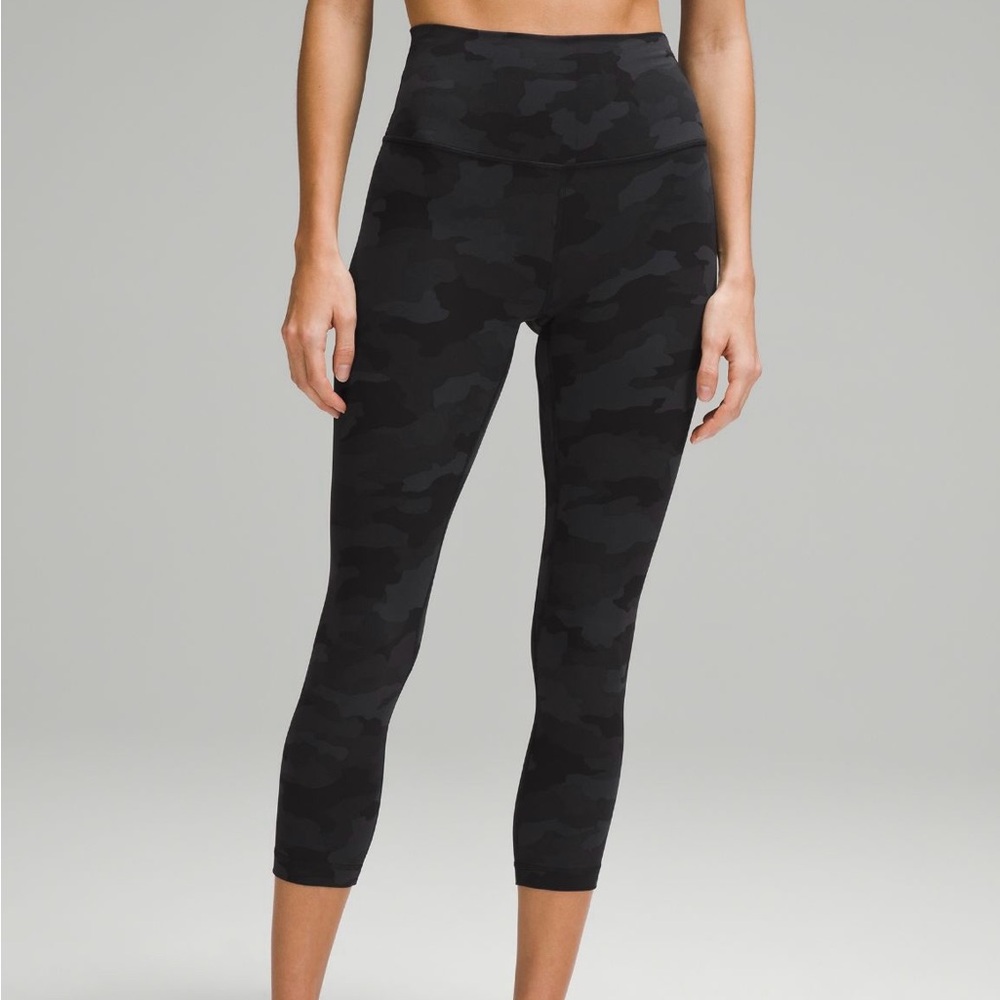 Lululemon Align Camo Cropped 21” Leggings